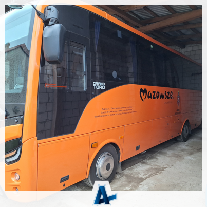 Oklejony autobus szkolny dla Gminy Magnuszew