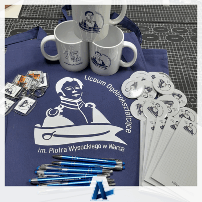Realizacja gadżetów z logo dla LO Warka