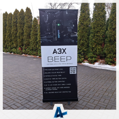 Roll-up w czarnej kasecie dla A3X BEEP – połączenie elegancji i funkcjonalności